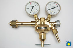 Druckminderer f. Brenngase 300 bar